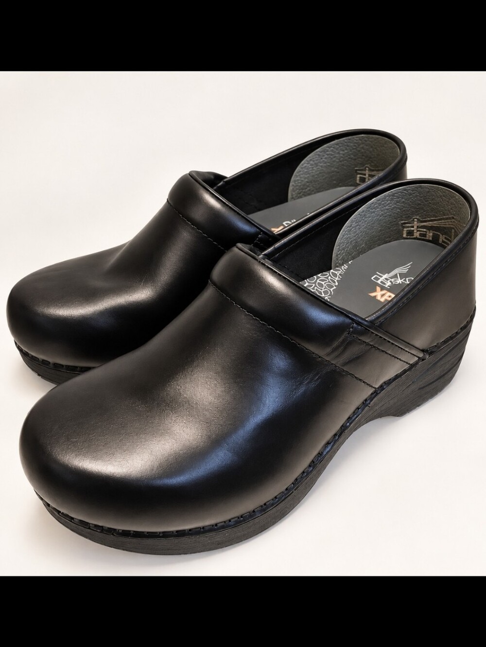 NEW Dansko "XP 2.0" Black Leather Slip-Free Professional Clogs Sz. 9/39 Ret $170